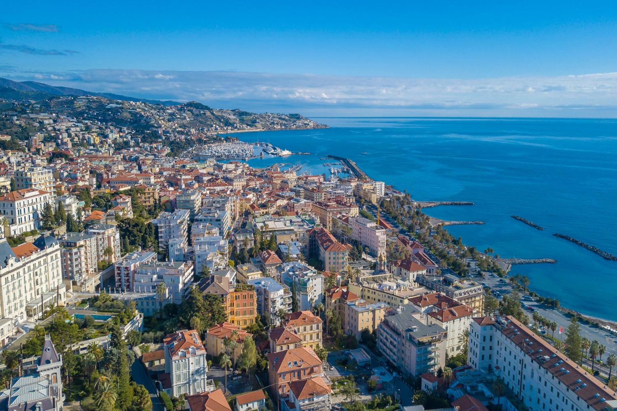 Heroes Centro - Happy Apartment Sanremo